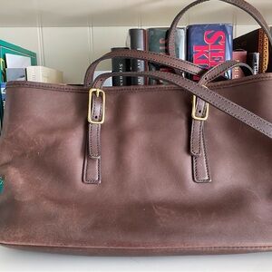 Elegant brown vintage Coach market bag